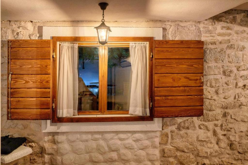 Heritage Residence In Center With Pool- Apartments Vodice Exterior foto